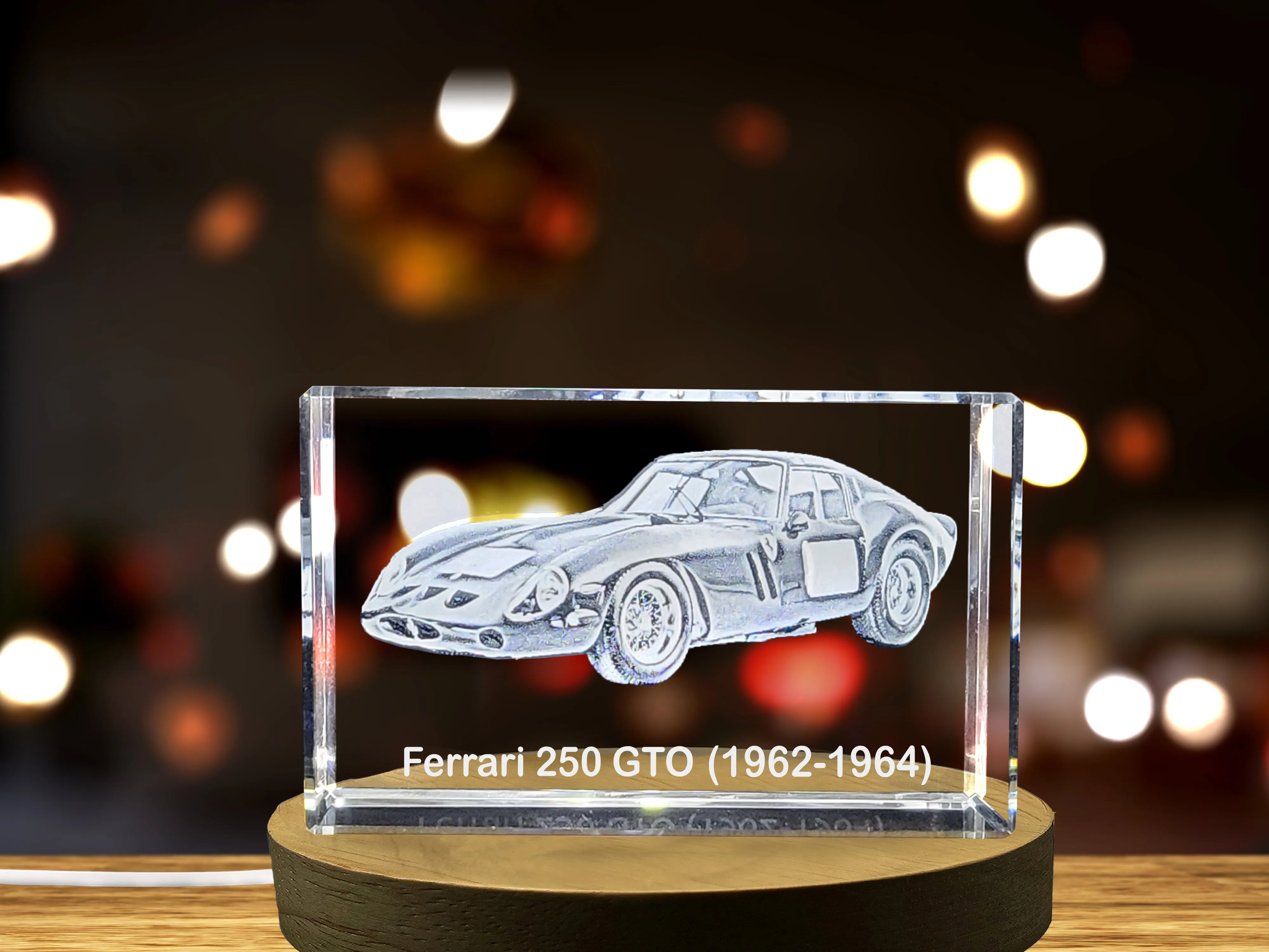 Timeless Elegance: Ferrari 250 GTO (1962-1964) - 3D Engraved Crystal Tribute